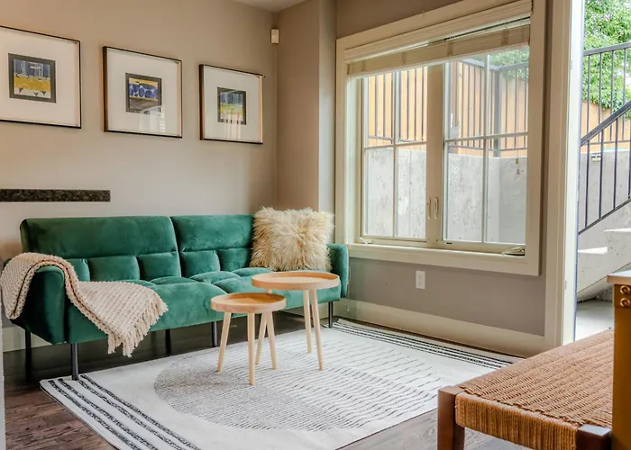 Private Cambie Village Suite Min Downtown And Skytrain